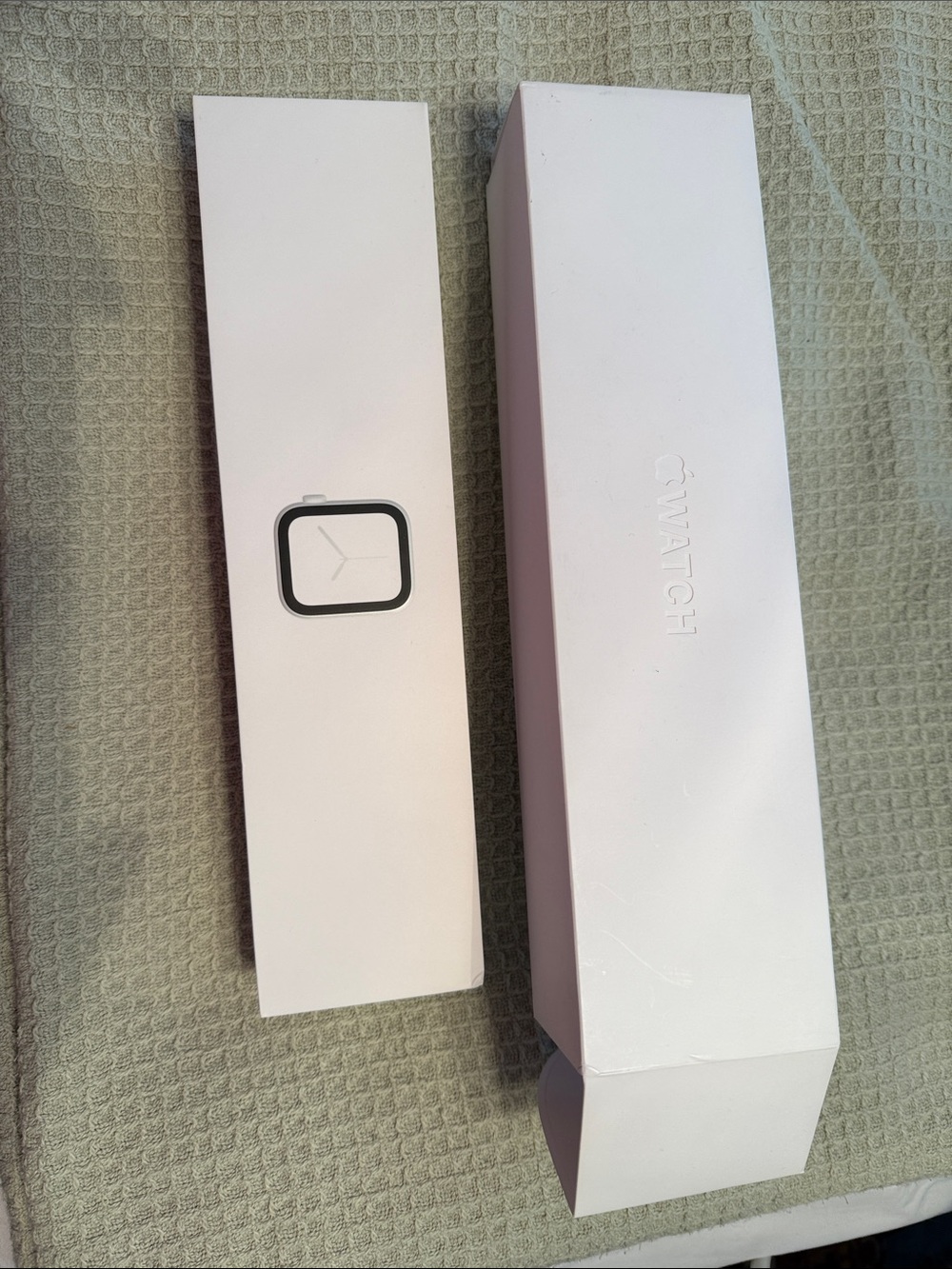 Apple White Watch Packaging Set